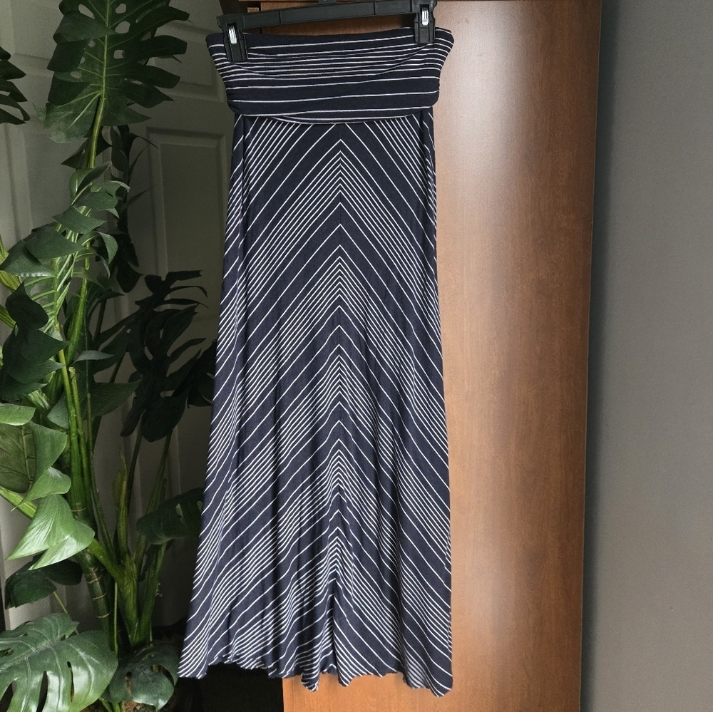 Bella Luxx Blue And White Striped Maxi Skirt - Picture 2 of 3
